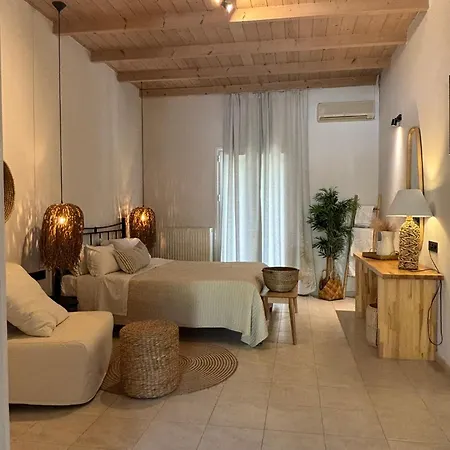 Bangallows Tartaya * Като-Коракиана