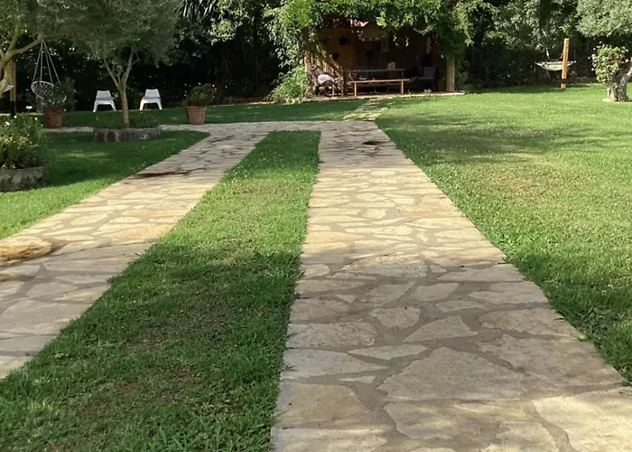 Διαμέρισμα Bangallows Tartaya *